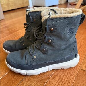 Sorel Women's Explorer II Joan Winter Boots (Sz 11)